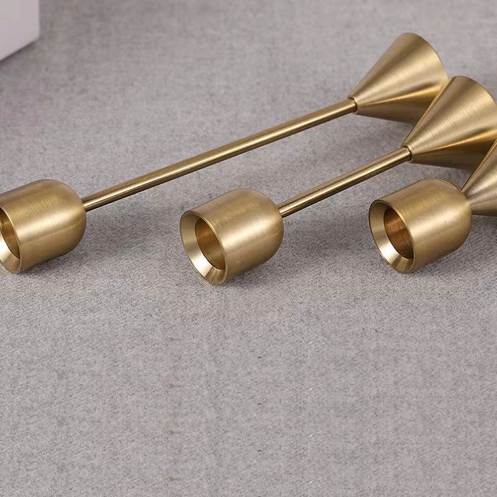 AURA Guldljusstakar 3 - pack – modern inredning från Lumi Home
