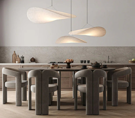 AURA Taklampa i Silke – modern inredning från Lumi Home