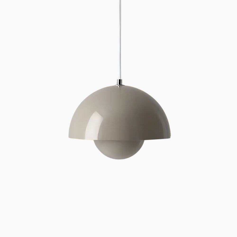 NORDIC Taklampa i Metall – modern inredning från Lumi Home
