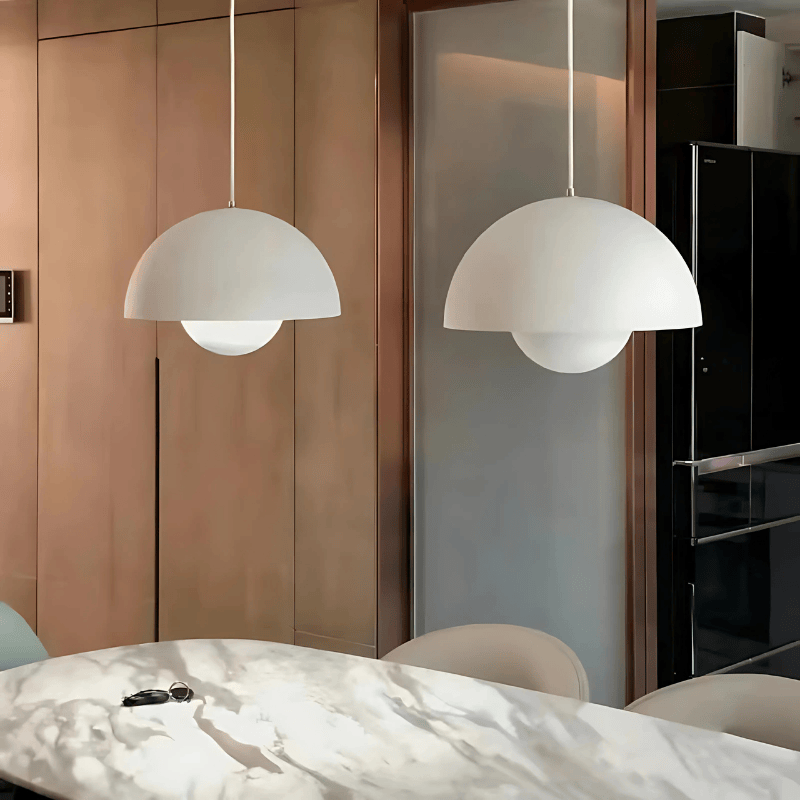 NORDIC Taklampa i Metall – modern inredning från Lumi Home